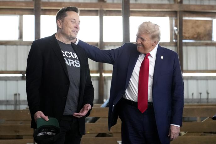 Donald Trump in Elon Musk | Muskov urad dostopa do podatkov vladnih agencij ter priporoča odpuščanja zaposlenih in ukinjanje porabe. | Foto Guliverimage