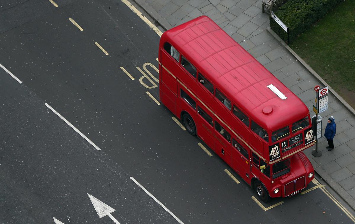 Routemaster, London, javni prevoz, avtobus | Zvok motorja legendarnega dvonadstropnega londonskega mestnega avtobusa Routemaster je zelo prepoznaven in zato primeren za predpisan opozorilni zvok za nove londonske električne mestne avtobuse. | Foto Reuters