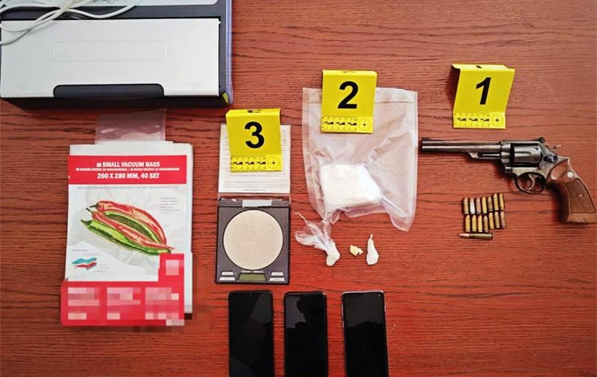 kokain | Stvari, ki so jih hrvaški policisti našli pri Stipetu M. | Foto Hrvaška policija