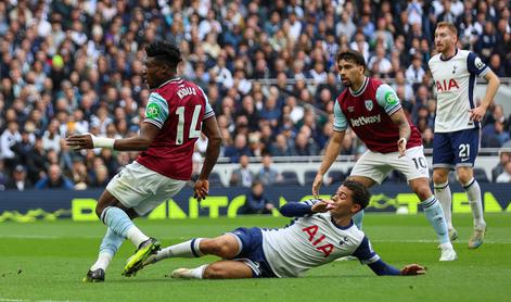 Tottenham kaznovan zaradi obnašanja svojih igralcev