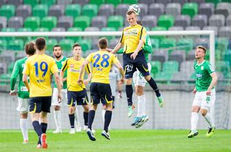 Oboji niso znali zadeti (video)