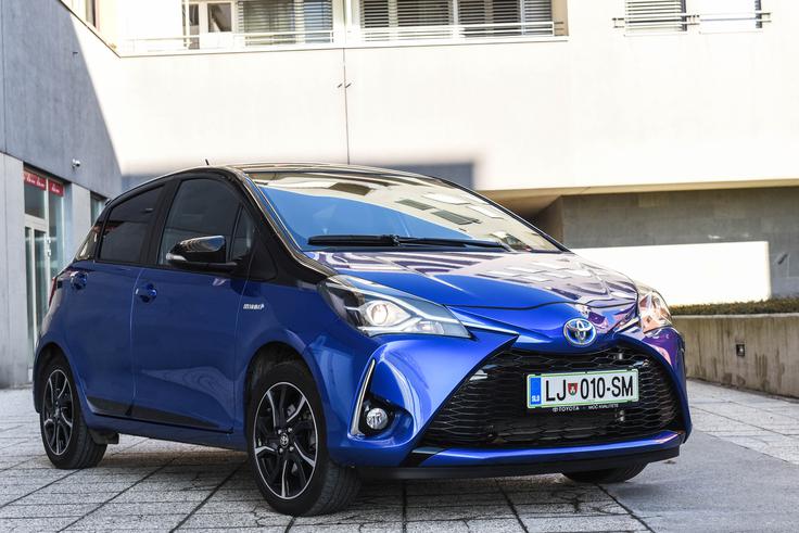 Toyota yaris je trenutno eden redkih mestnih avtomobilov, ki ponuja hibridni pogon. Kako se bodo na vse večje zahteve Evropske unije odzvali proizvajalci, še ni znano. | Foto: Gašper Pirman