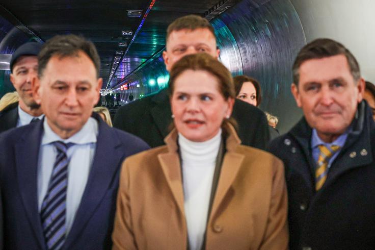 Slovesno odprtje druge cevi avtocestnega predora Karavanke | Foto: STA