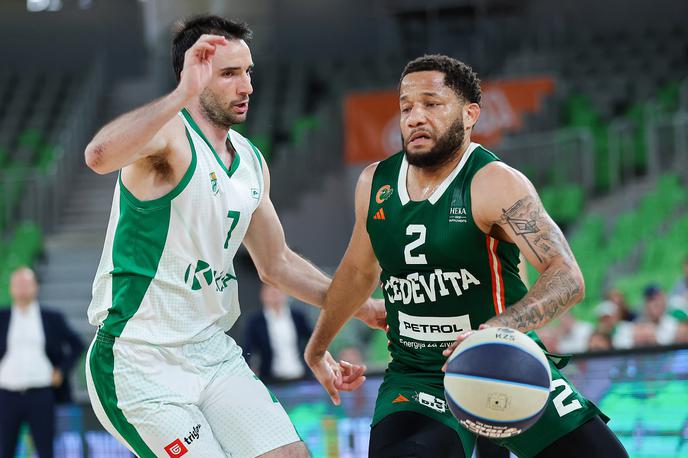 Cedevita Olimpija Krka | Cedevita Olimpija bo imela danes na voljo drugo zaključno žogo za osvojitev 22. naslova državnih prvakov. | Foto Filip Barbalić
