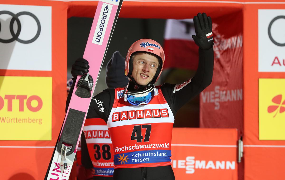 Dawid Kubacki | Dawid Kubacki se veseli nove zmage. | Foto Reuters