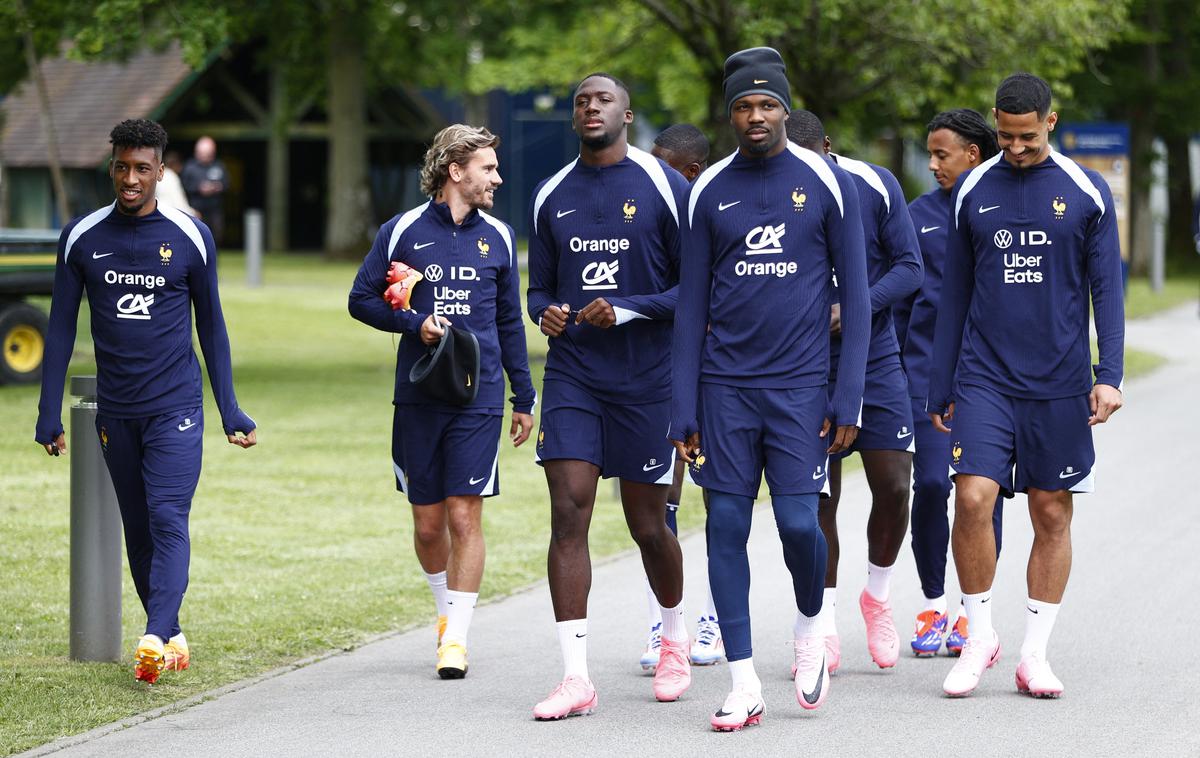 Kingsley Coman | Kingsley Coman in še nekaj drugih francoskih reprezentantov ima težave z boleznijo. | Foto Reuters