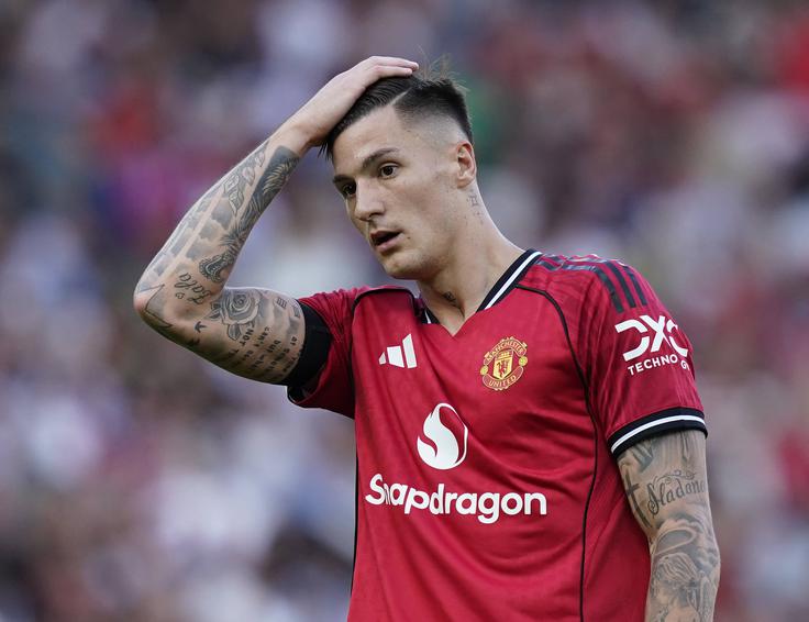 Benjamin Šeško še čaka na svojo prvo zmago in zadetek v dresu Manchester Uniteda. Nova priložnost se mu obeta danes, ko bo na Old Traffordu gostil Burnley. | Foto: Guliverimage