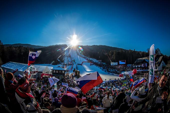 Maribor ni gostil tekem najboljših alpskih smučark na svetu že tri leta. | Foto: Sportida