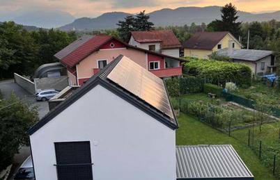 Zakaj je prihodnost sončnih elektrarn v pametnih hranilnikih energije?