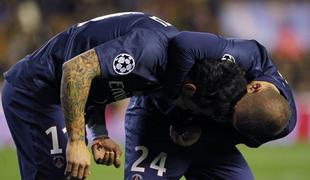 Edinson Cavani v podaljšku rešil PSG, naprej tudi Lyon in Marseille