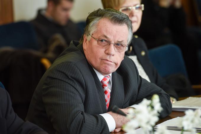 Jože Stegne, nekdanji dolgoletni predsednik uprave Delavske hranilnice | Foto: STA ,