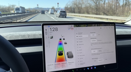 Očitno kmalu Teslin preobrat na sredinskem zaslonu #foto