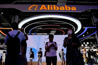 Alibaba z novim klepetalnim robotom v tekmo z DeepSeekom