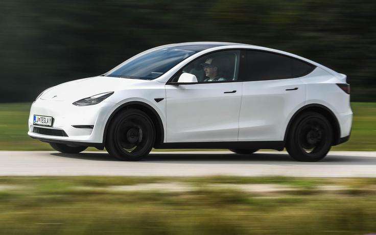 Tesla je v Sloveniji že registrirala 18 modelov Y, skupno letos do konca septembra pa 199 avtomobilov. | Foto: Gašper Pirman