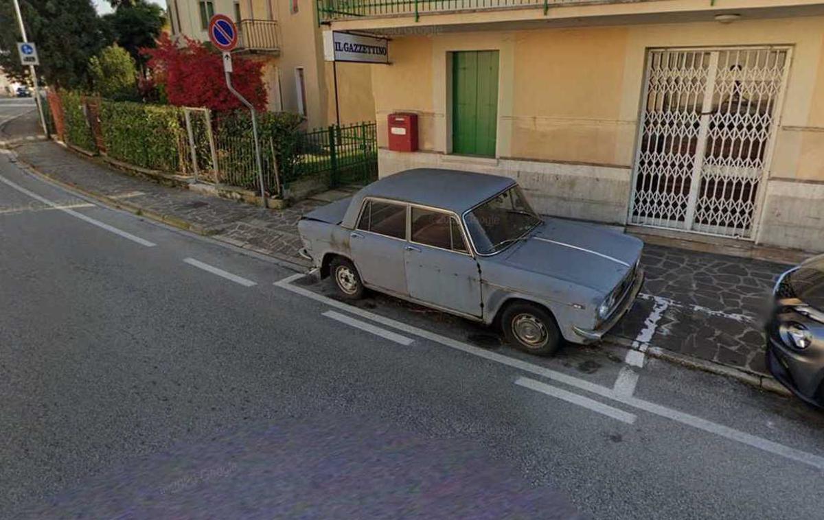 Lancia fulvia | Že 47 let parkirana lancia fulvia v Coneglianu. | Foto Google Maps Street View