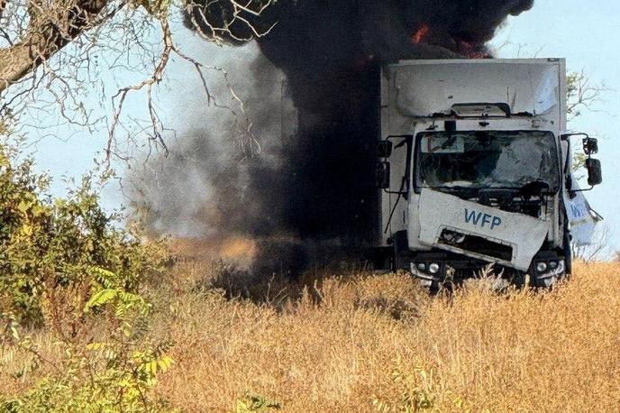 Ukrajina | Tarča napada je bil konvoj s pomočjo ZN. | Foto Reuters