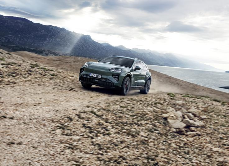 Z modelom Cayenne Electric stuttgartski proizvajalec predstavlja tehnološki presežek, ki združuje pristno Porschejevo DNK s pionirsko tehnologijo. | Foto: Porsche