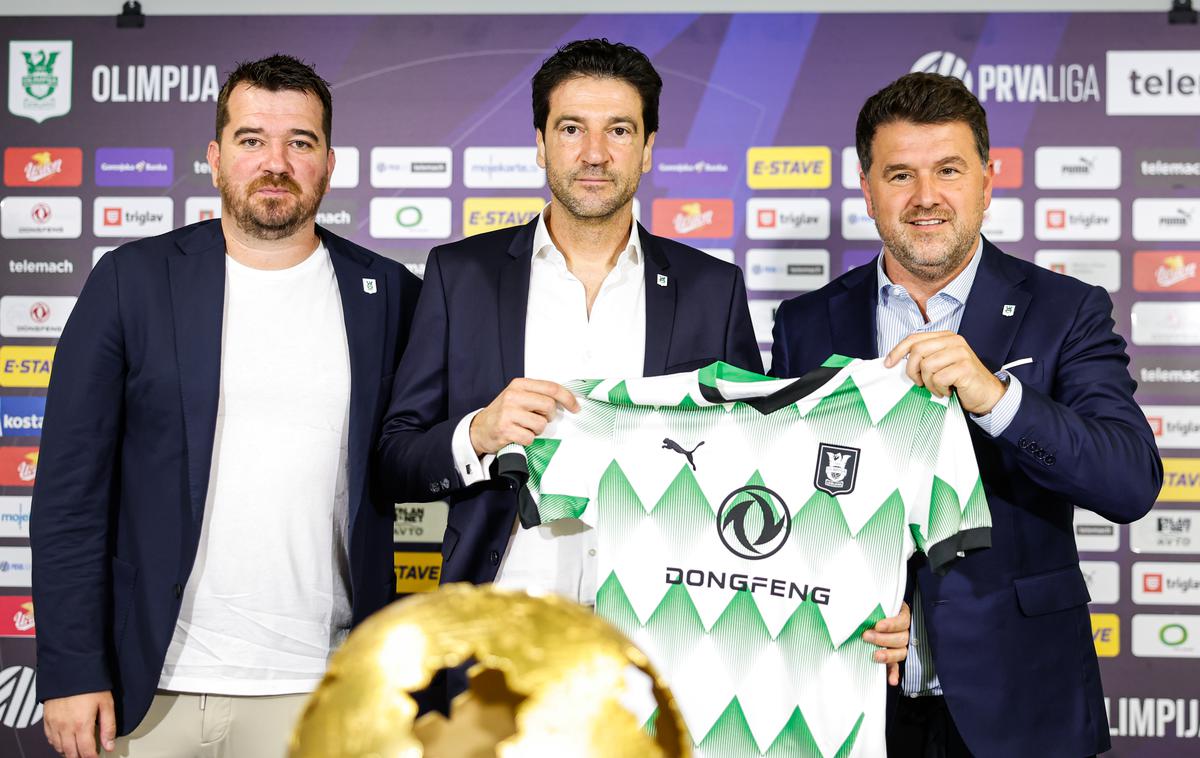 Jorge Simao, NK Olimpija | Športni direktor Goran Boromisa, trener Jorge Simao in direktor Igor Barišić so z zanimanjem spremljali tudi sredin žreb v Nyonu. | Foto Aleš Fevžer