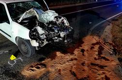 V hudi prometni nesreči v Kranju umrla motorist in njegov sopotnik