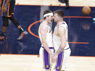 Ameriški mediji: LA Lakers ne želijo menjati Austina Reavesa