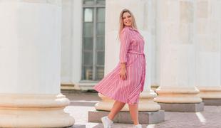 Poletni stil za ženske z oblinami: kroji, barve in triki, ki delujejo