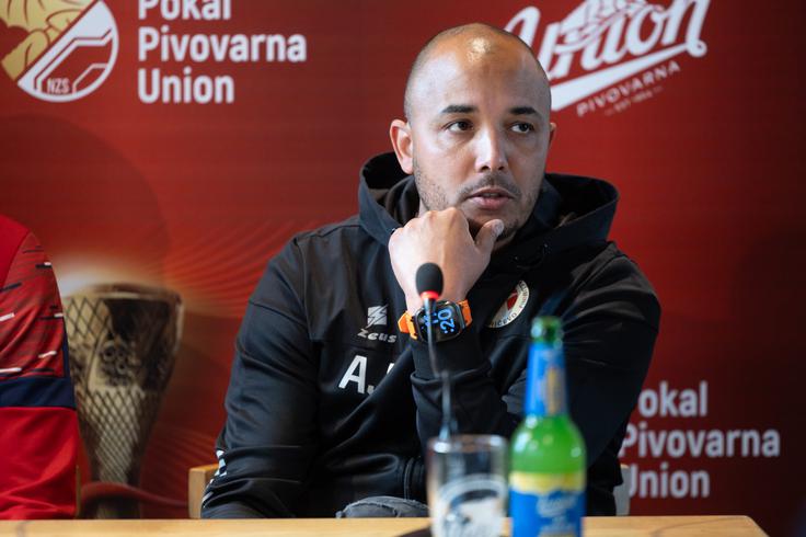 Jura Arsić, trener Aluminija | Foto: Tine Eržen/STA