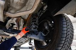 Sedem stopinj kot meja: kdaj je pravi čas za menjavo pnevmatik