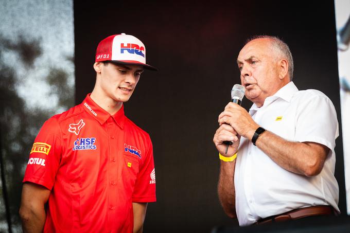 Tim Gajser sprejem | Foto: Blaž Weindorfer/Sportida