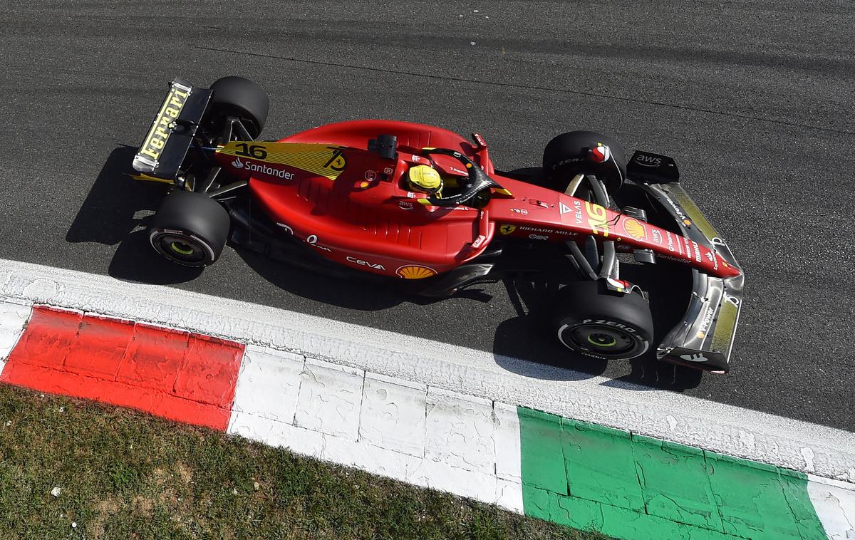 Monza Ferrari Charles Leclerc | Charles Leclerc je bil najhitrejši na prvem prostem treningu v Monzi. | Foto Reuters