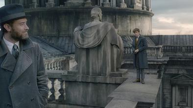 Prihaja še en film iz časa pred Harryjem Potterjem #video