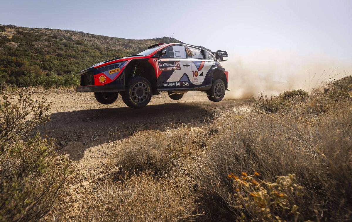 reli Akropolis Thierry Neuville Hyundai | Thierry Neuville je tri dirke pred koncem sezone vse bližje prvemu naslovu svetovnega prvaka. | Foto Guliverimage