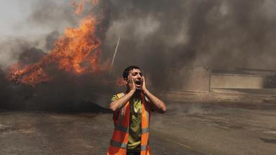 Na tisoče Palestincev beži iz Gaze