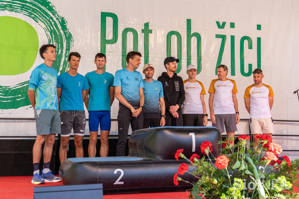 Tek trojk maj 2026