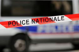 Francija: zaradi streljanja na policiste iščejo moškega