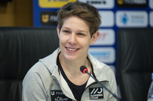 Za Moniko Hrastnik sezona novosti, za Marušo Šerkezi pa učenja in napredka