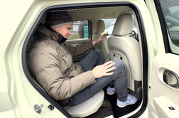 Z višino košarkarja na zadnje sedeže? Presenečeni boste, kje je sedel najbolje.