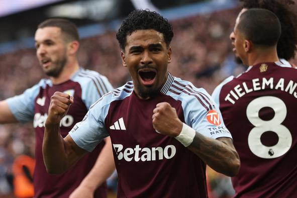 Aston Villa nadigrala Newcastle, Manchester City zmagal v Liverpoolu