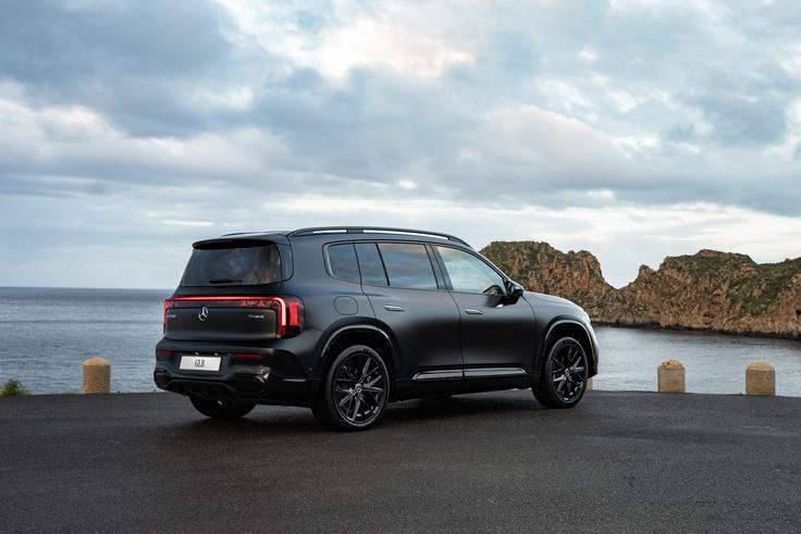 Danes družinski avtomobil, jutri prostor za prtljago ali športno opremo. GLB s prilagodljivo notranjostjo omogoča, da se vozilo hitro spremeni glede na potrebe uporabnika. | Foto: Mercedes-Benz AG