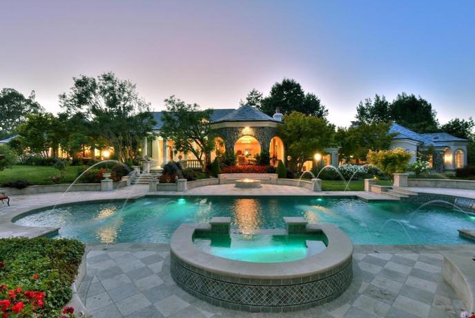 Hiša, ki si jo privoščiš, če si milijarder iz Silicijeve doline