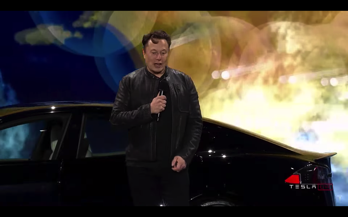 Musk je na posebnem dogodku v pol ure predstavil novi model S plaid. | Foto: 