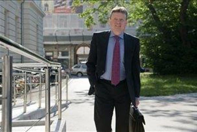 Prevzemno ponudbo KS Naložb za Pivovarno Laško sprejela le dva delničarja