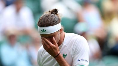 Zverev v  težki situaciji: Poskušam najti načine, kako se rešiti iz te luknje