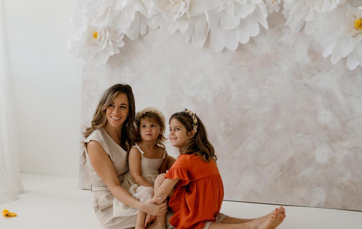 Tamara Sunarić | Tamara Sunarić je slovenska podjetnica in učiteljica, znana predvsem kot ustanoviteljica in oblikovalka Smarti Booka, znamke tihih knjig za otroke. | Foto Osebni arhiv