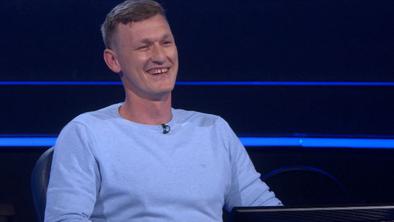 Tekmovalec razkril, kaj je počel, ko ga je nosila luna #video