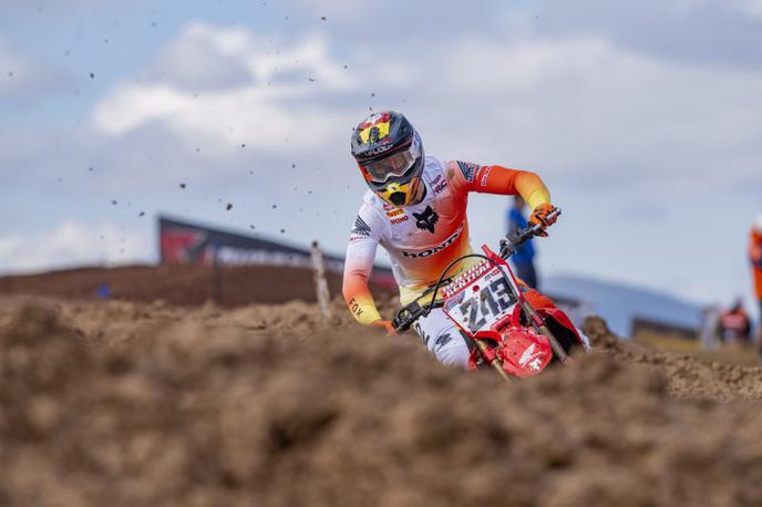 Tim Gajser Honda Cozar 2025 | Tim Gajser je po prvem mestu v soboto na kvalifikacijah dobil tudi prvo vožnjo na nedeljski VN Kastilje La Manče. | Foto Honda Racing/ShotbyBavo