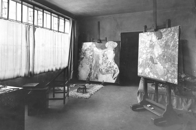 Klimtova delovna soba | Delovna soba Gustava Klimta v ateljeju na ulici Feldmühlgasse, na kateri je mogoče videti sliki Nevesta in Dama s pahljačo | Foto ONB Wien/Moriz Nähr