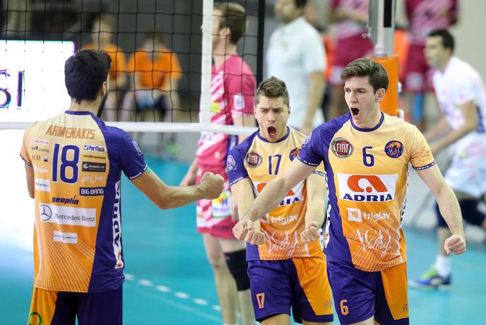 Kranjčani so jo zagodli Clacitu, ACH Volley novi vodilni