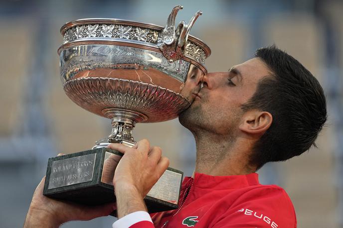 Novak Đoković | Novak Đoković je še drugič osvojil Roland Garros, to je že 19. Srbova lovorika na grand slamih. | Foto Guliverimage