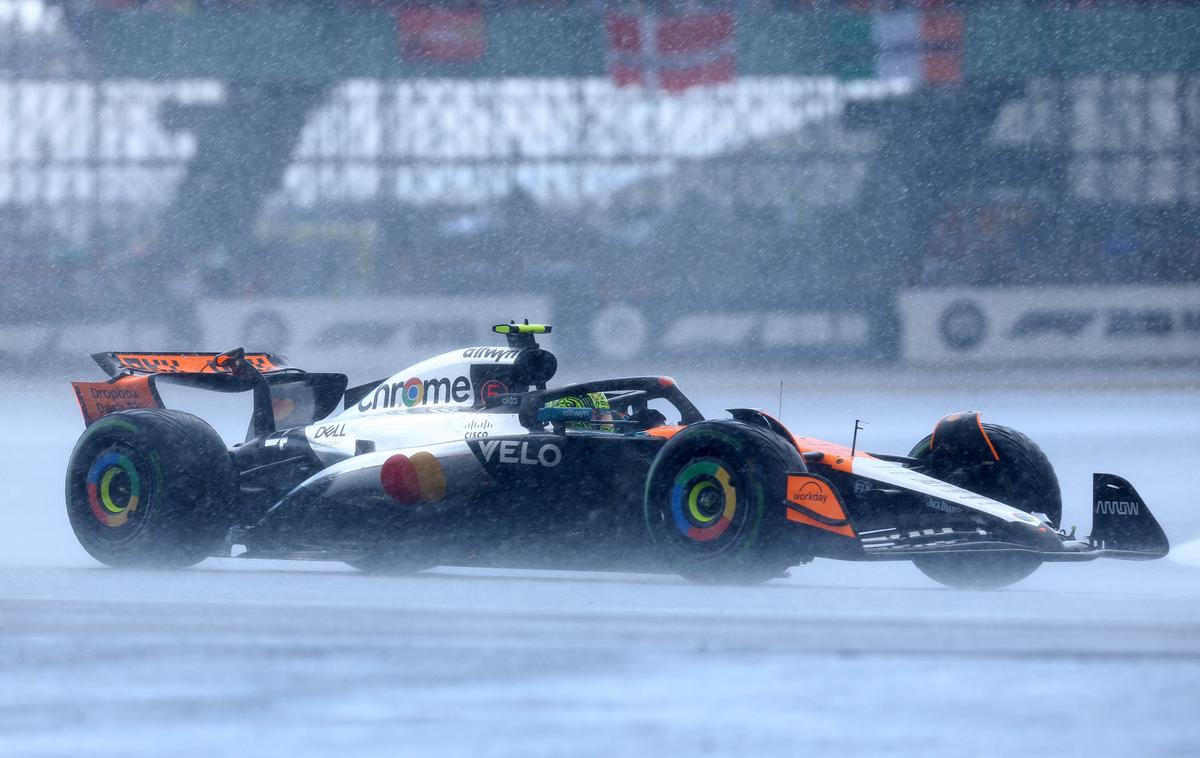 Silverstone Lando Norris McLaren | Sonce, dež, sonce, dež, sonce. Vse smo videli v Silverstonu. Klasična britanska dirka in zmaga za Britanca, Landa Norrisa. | Foto Reuters