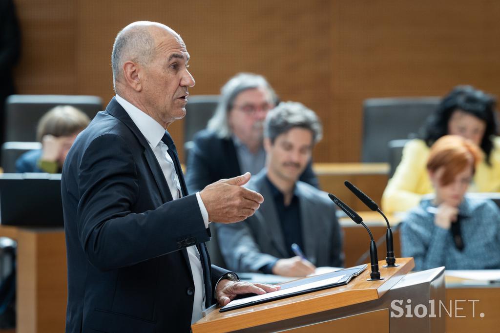 Drćavni zbor, Glasovanje, Janez Janša
